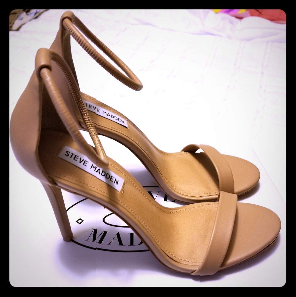 Steve Madden Soph Sandal